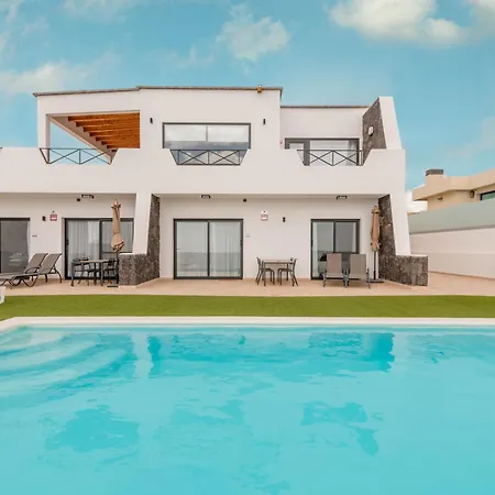 Sea Breeze Pool Amazing View Air Conditioning (adults Only) Apartment Corralejo