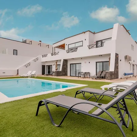 Sea Breeze Pool Amazing View Air Conditioning (adults Only)